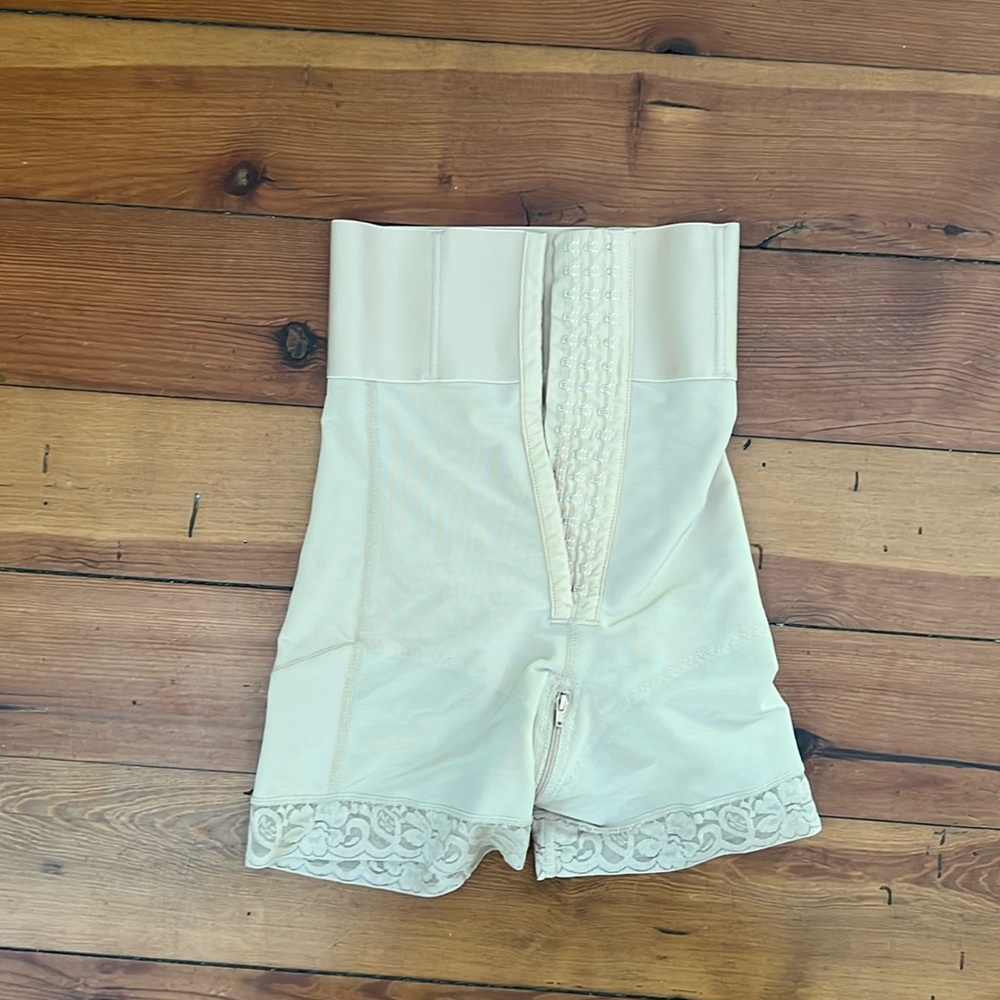 Bellafit shapewear XS